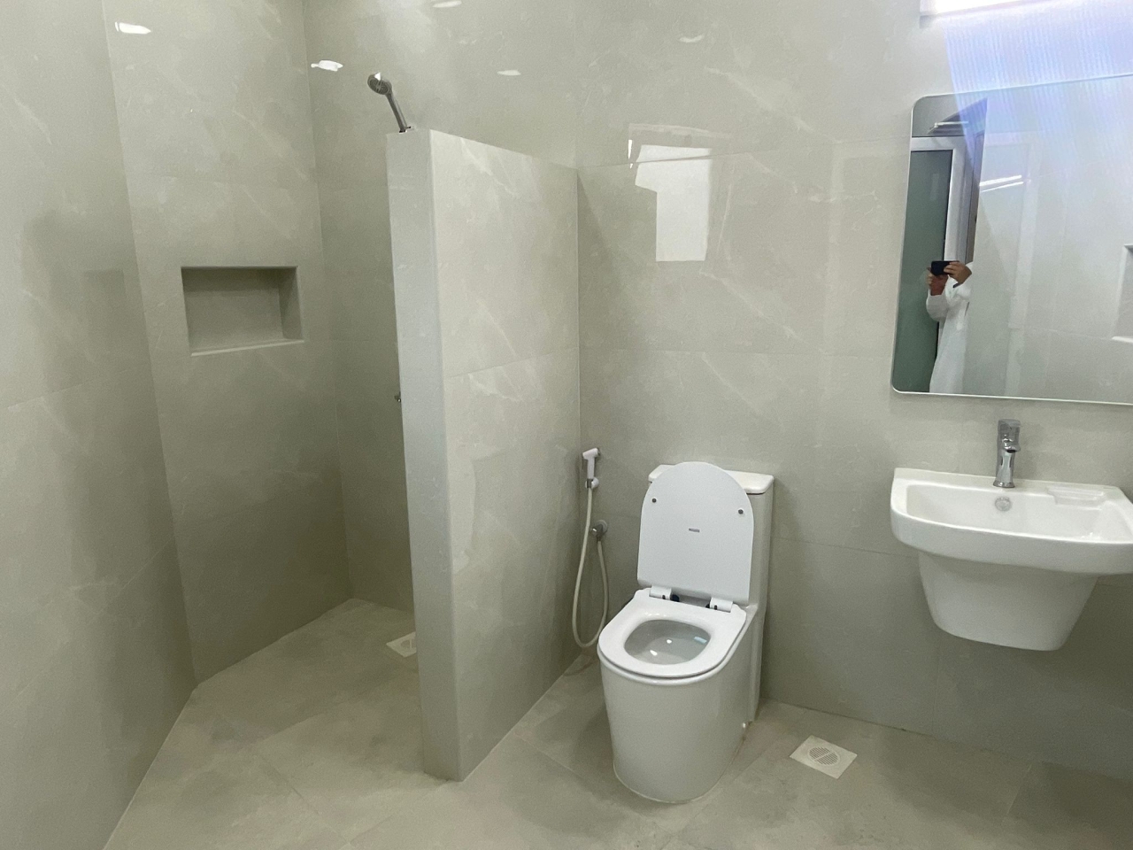 property 485 image 2