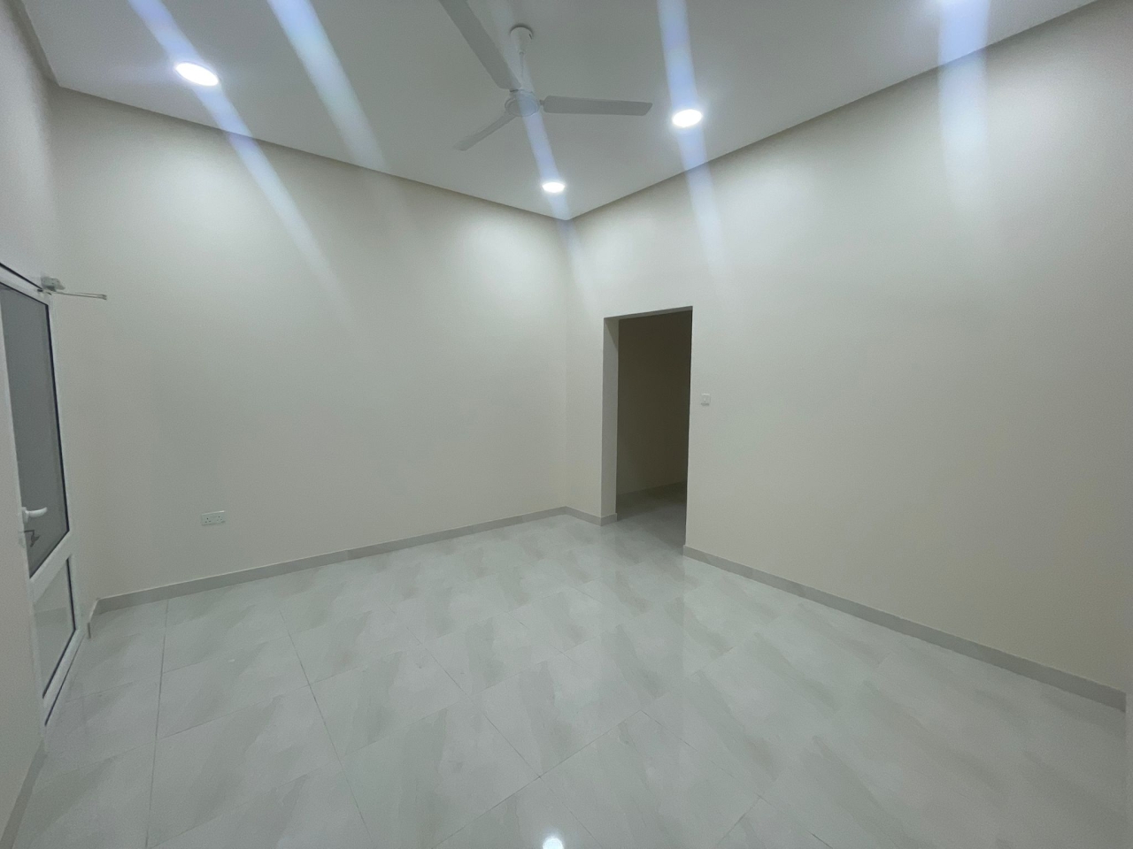 property 487 image 2