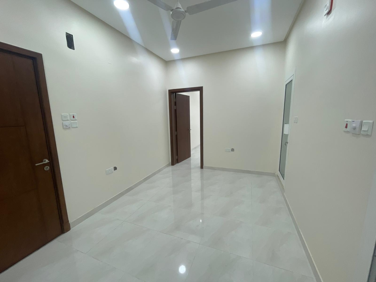 property 489 image 1