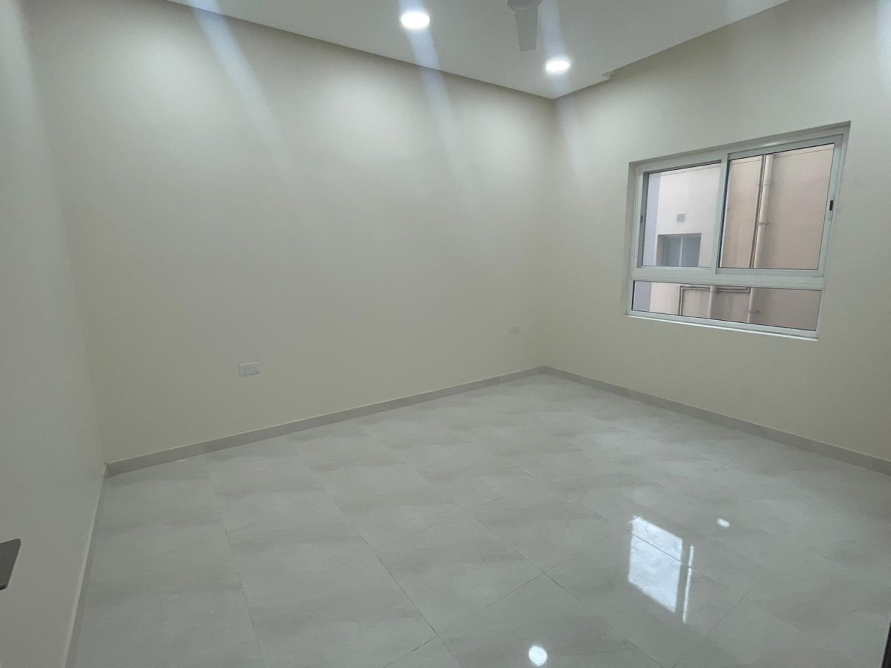 property 491 image 4