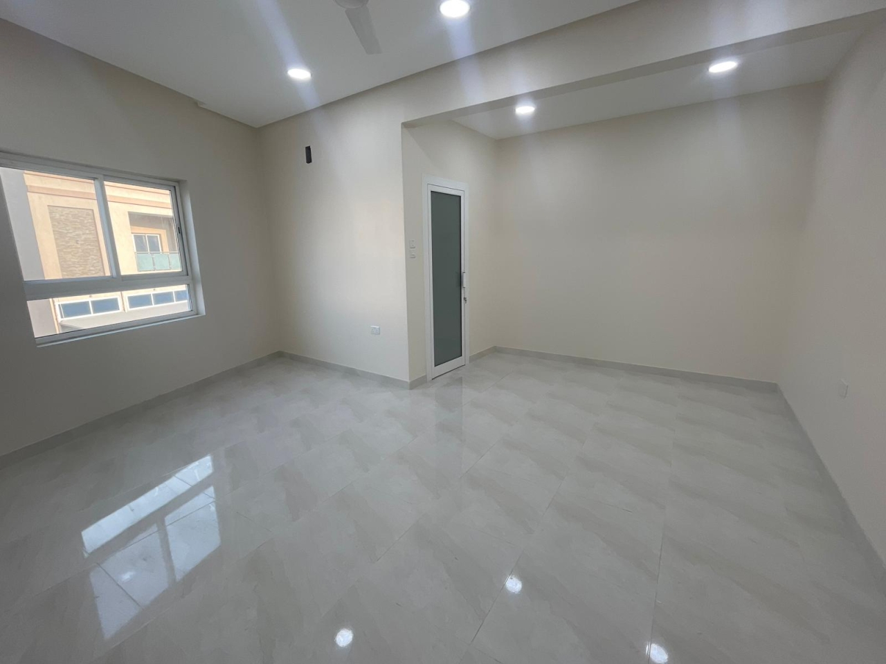 property 493 image 2