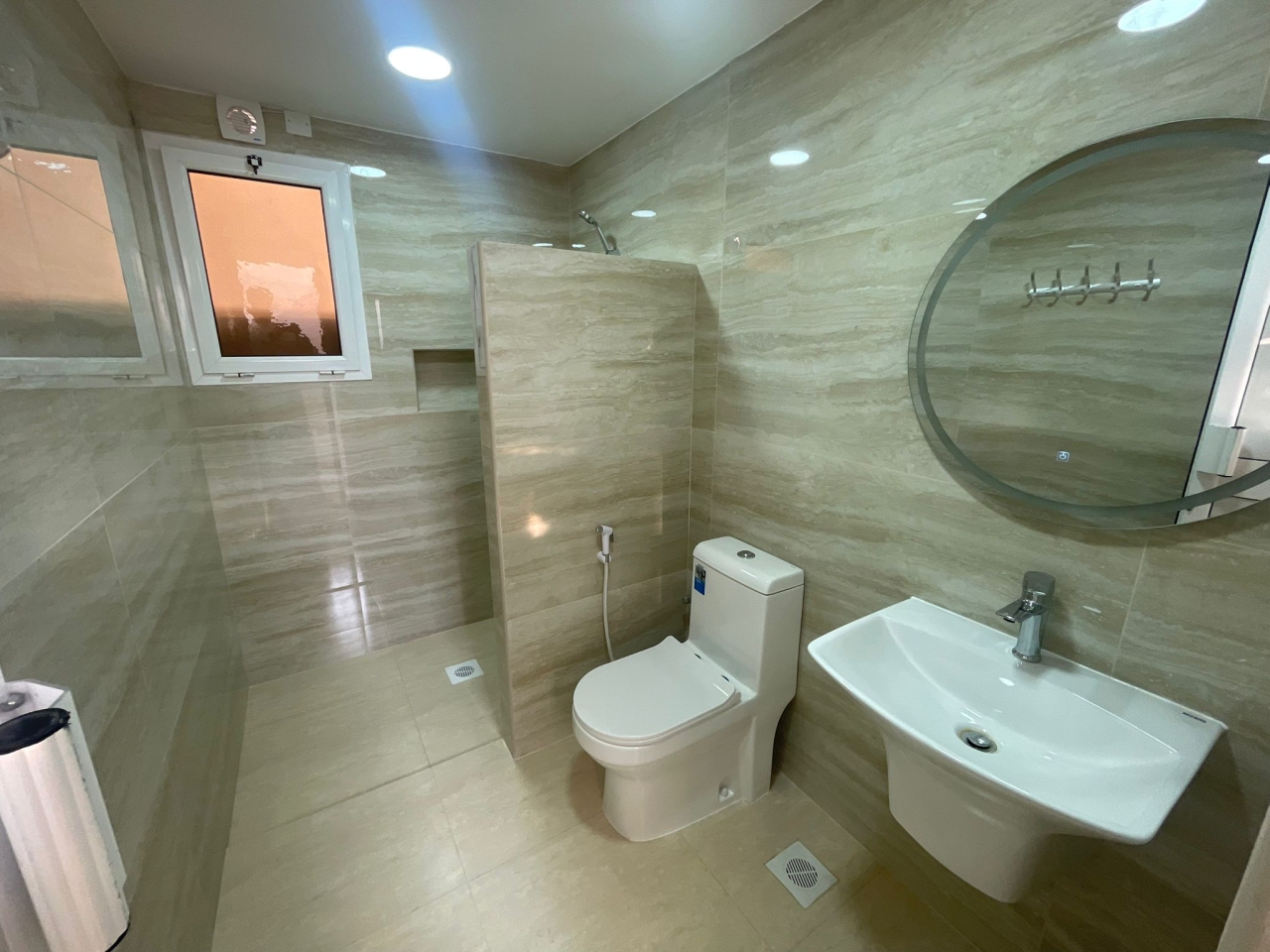 property 495 image 3