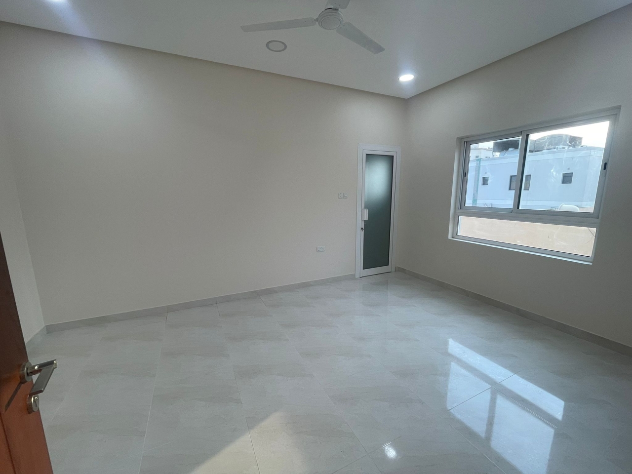 property 498 image 2