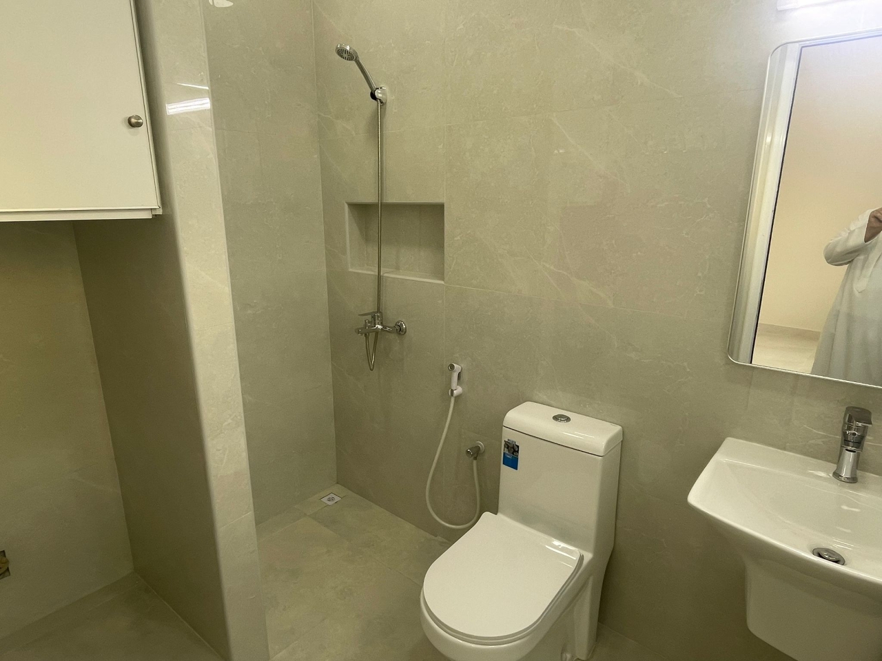 property 498 image 3