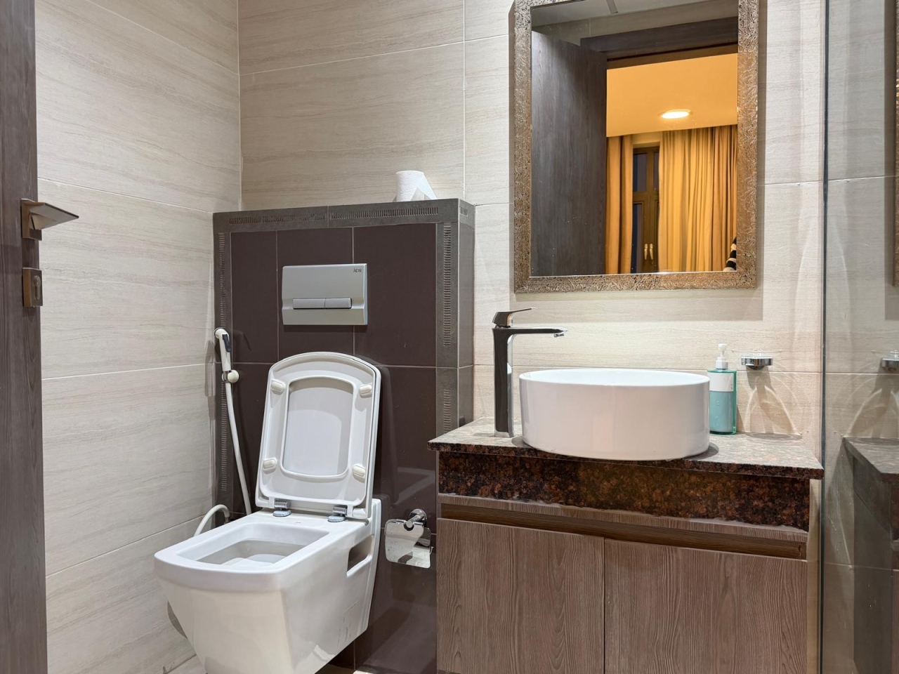 property 536 image 1