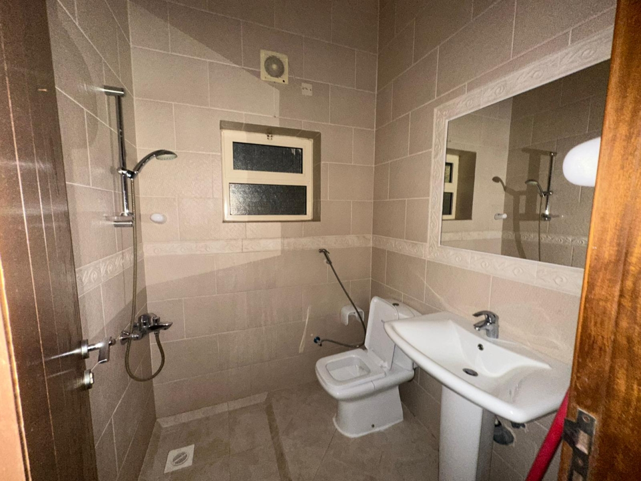 property 538 image 5