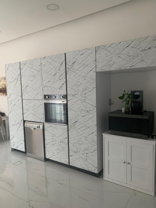 property 552 image 4