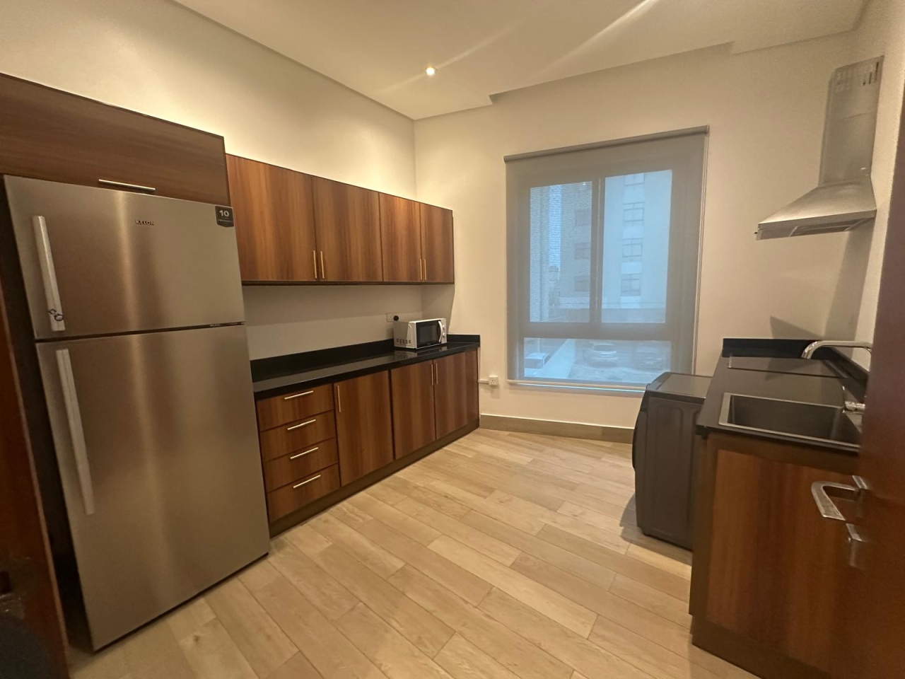 property 557 image 7