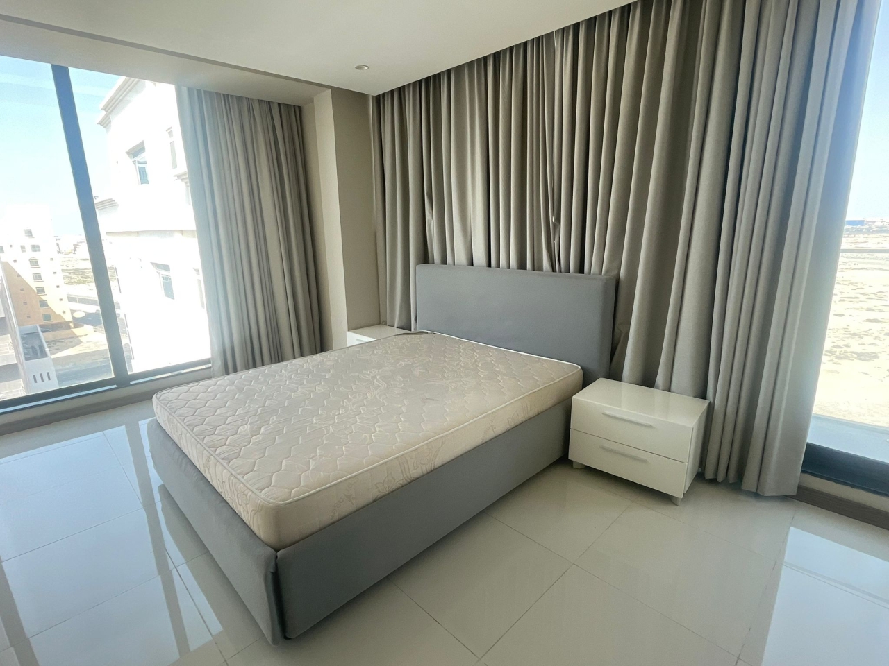 property 560 image 5